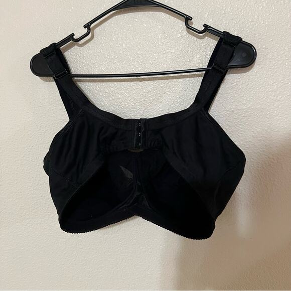 Anita SAFINA black Post Mastectomy Bra Specialist bra
Size 34DD - Picture 3 of 5